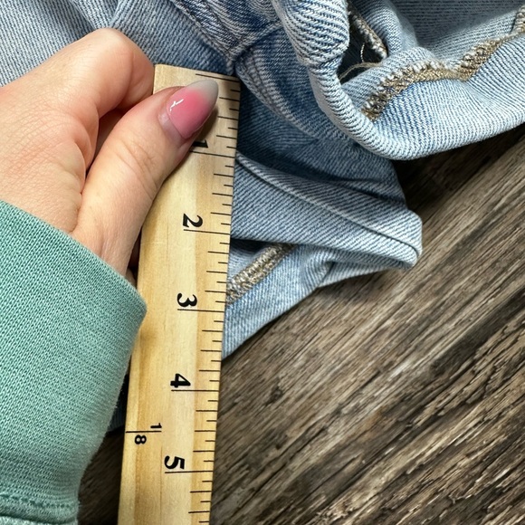 American Eagle Outfitters Light Blue Jean Shorts - Picture 3 of 5